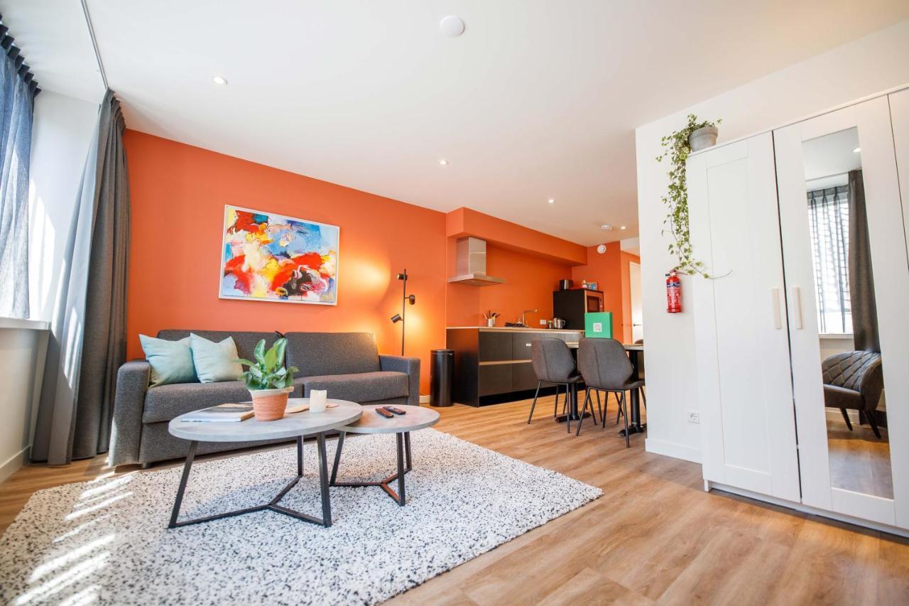 Trendy Design 55m2 With Balcony - Db6b Apartment